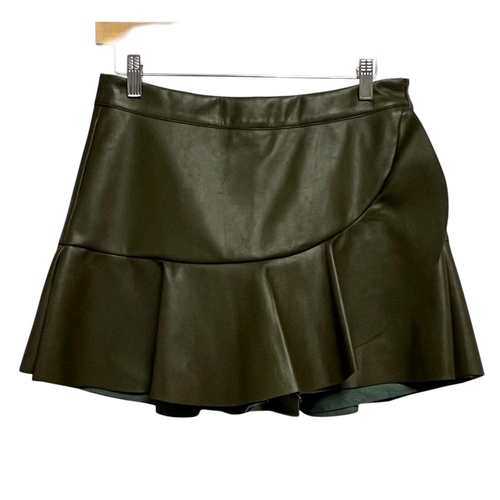 Mustard Seed Skort Womens Large Green‎ Faux Leather Ruffle Hem Lined Mini Skirt